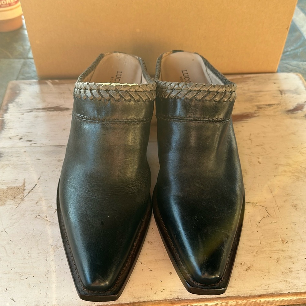 Lucchese Bootmaker Mimi Mules Handmade Leather in black
